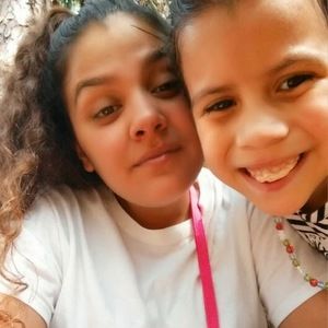 Meet your Posher, Yanett